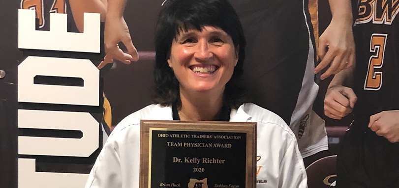 Dr. Richter Wins OATA Team Physician Award
