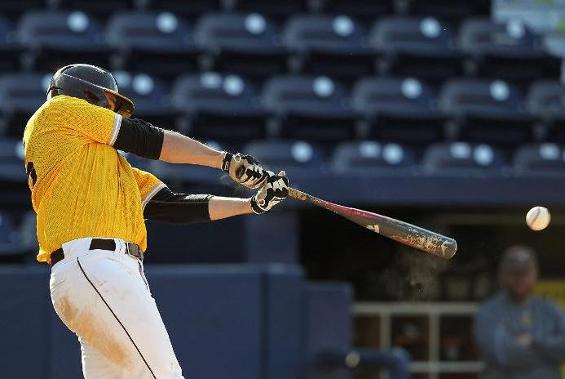 Hunter Handel Goes 4-for-5