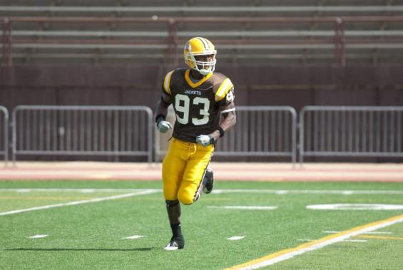 Yellow Jackets Defeat Marietta College, 17-7.