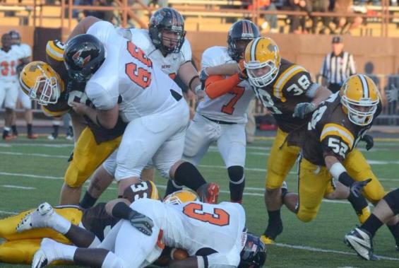 Yellow Jackets Close Out Season at Heidelberg