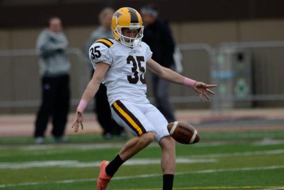 BW loses to JCU, 27-7, in Battle for Cuyahoga Gold Bowl Trophy