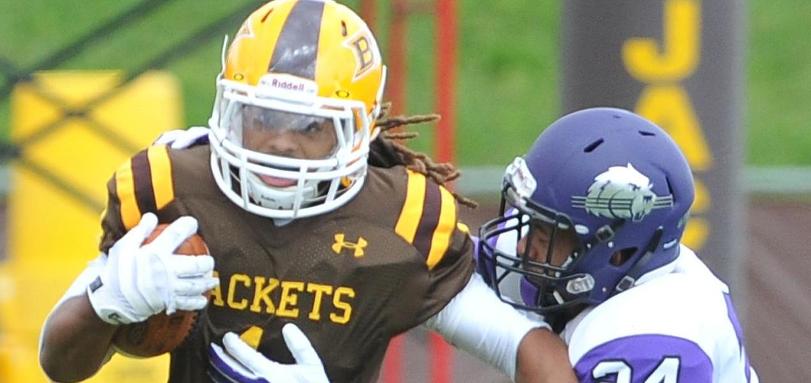 Football Opens 2015 Season on Road at Bluffton