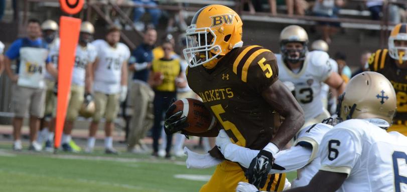 Football Team Loses to No.1-Ranked Mount Union