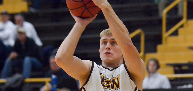 Men&rsquo;s Basketball Falls at Heidelberg