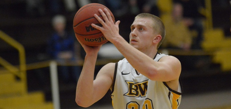 Men&rsquo;s Basketball Wins Regular Season Finale at Wilmington