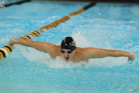 Swimming and Diving Teams Fall to Ohio Wesleyan