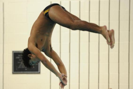 Swimming and Diving Teams Fall In OAC Dual Meet To Mount Union
