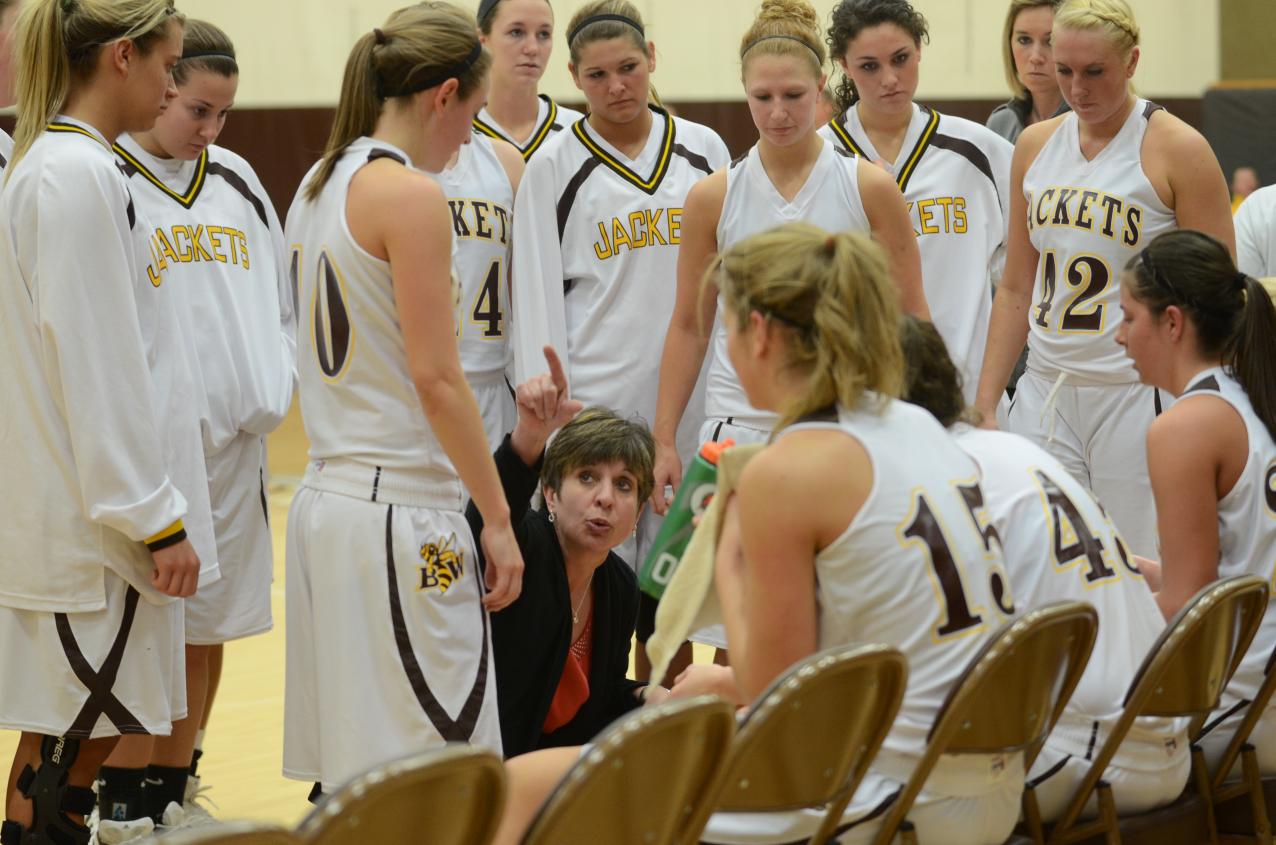 Women's Basketball Team Selected Third in OAC Coaches Poll