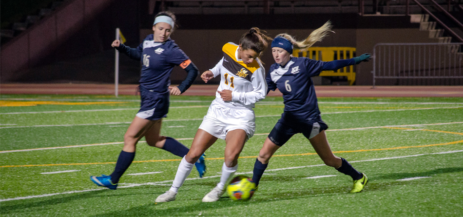 Senior All-OAC and Academic All-OAC forward Rachel Bender broke BW's all-time school assist record in the 3-2 win over John Carroll (Photo courtesy of Lori Kumorek)