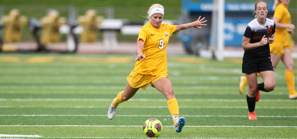 Freshman midfielder Olivia Kane (Photo courtesy of John Reid)