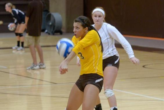 Volleyball Team Defeats John Carroll in Dig Pink Match