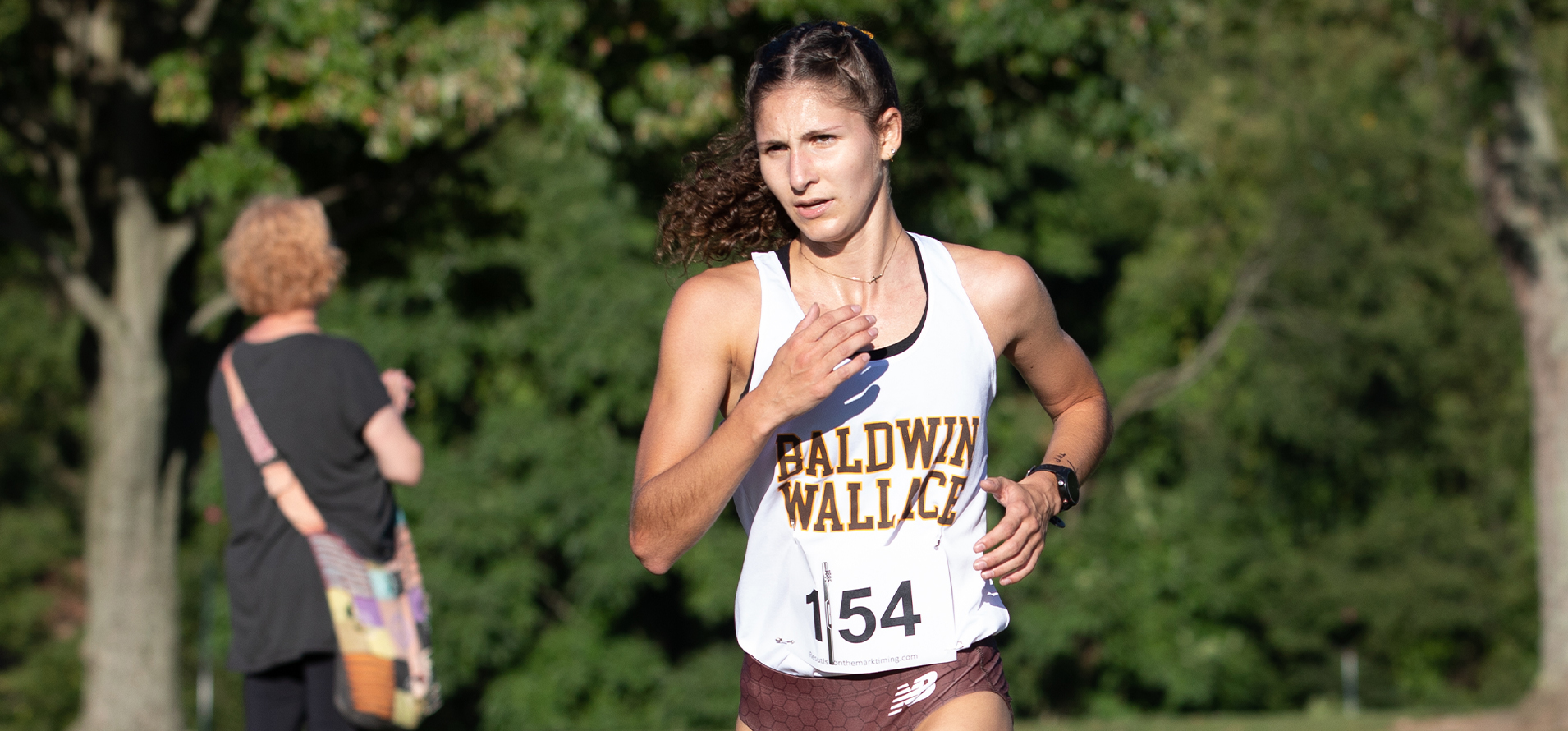 Murphy Wins Wooster Invitational; Women's Cross Country Starts the 2022 Season